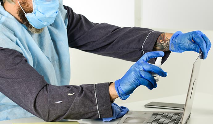 disinfecting laptop
