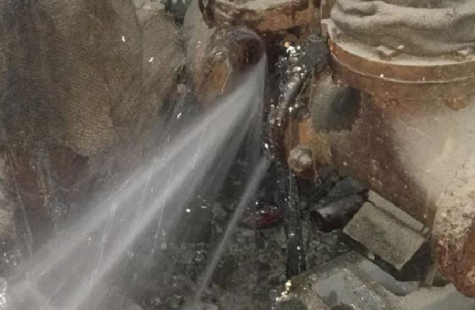 5 Proactive Measures during a Burst Water Pipe