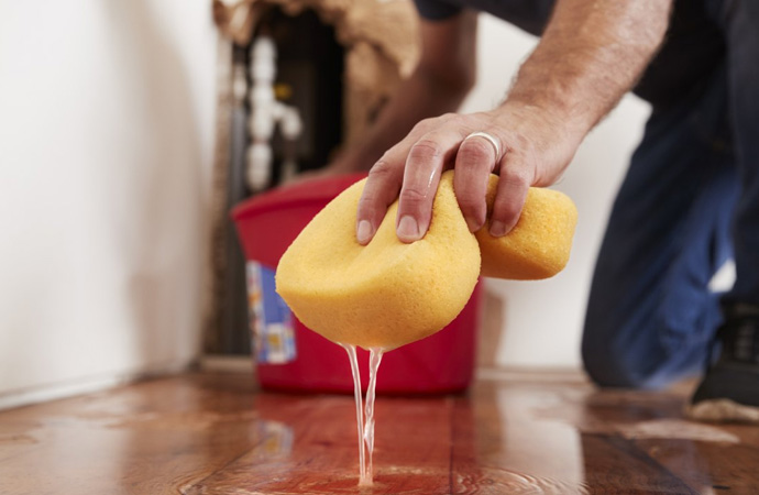 cleaning water by hand