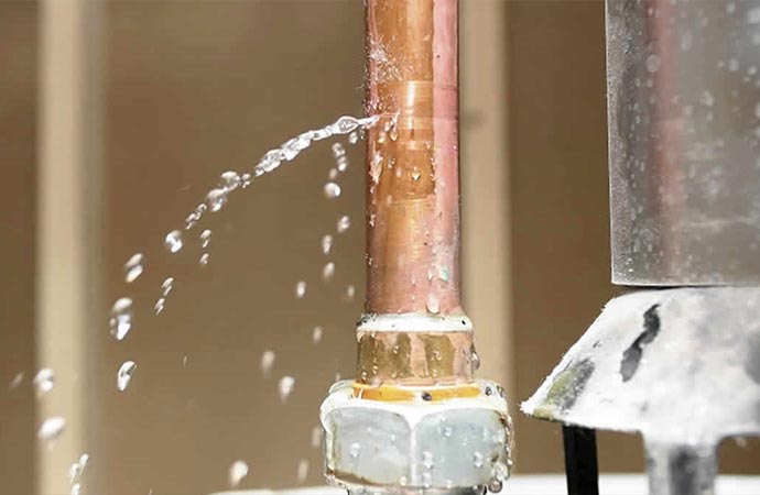 pipe leak cleanup service